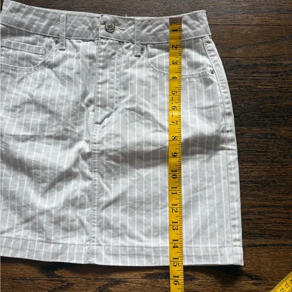 Forever 21 Woman's Striped Jean Skirt - Picture 4 of 6